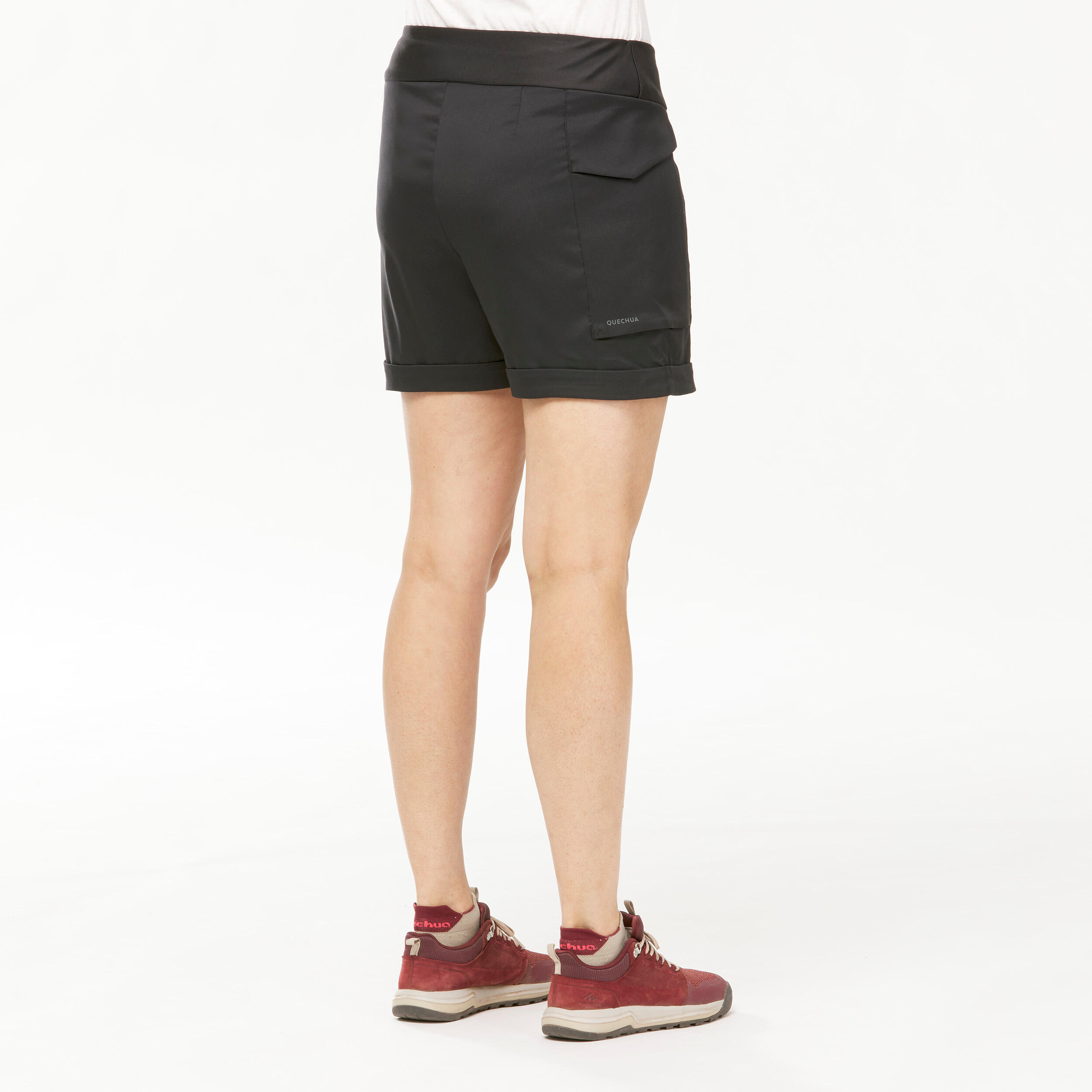 QUECHUA Dámske turistické šortky NH500 Regular čierna 343@XL-QUECHUA