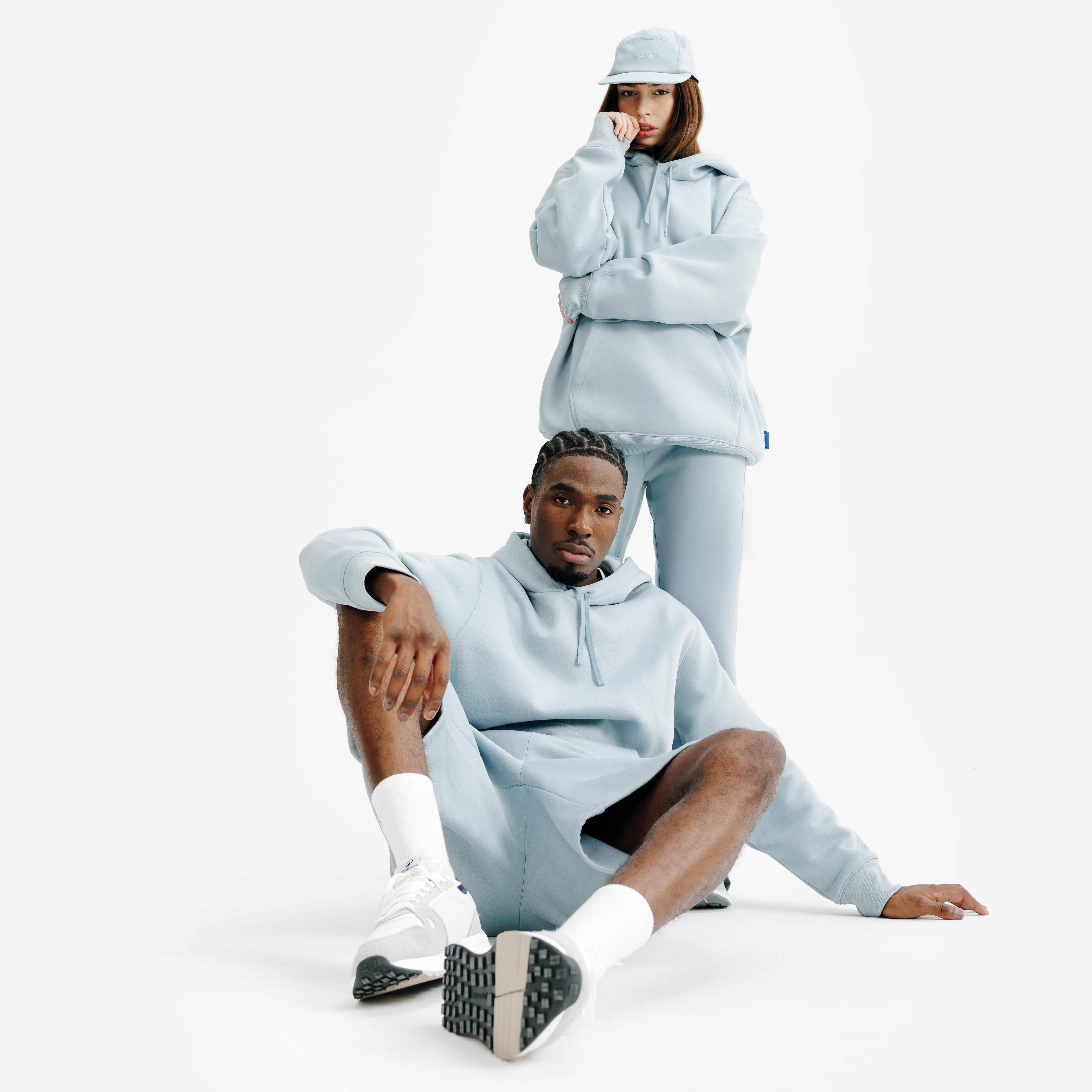 DECATHLON Mikina Relax s kapucňou unisex modrá 349@L-DECATHLON