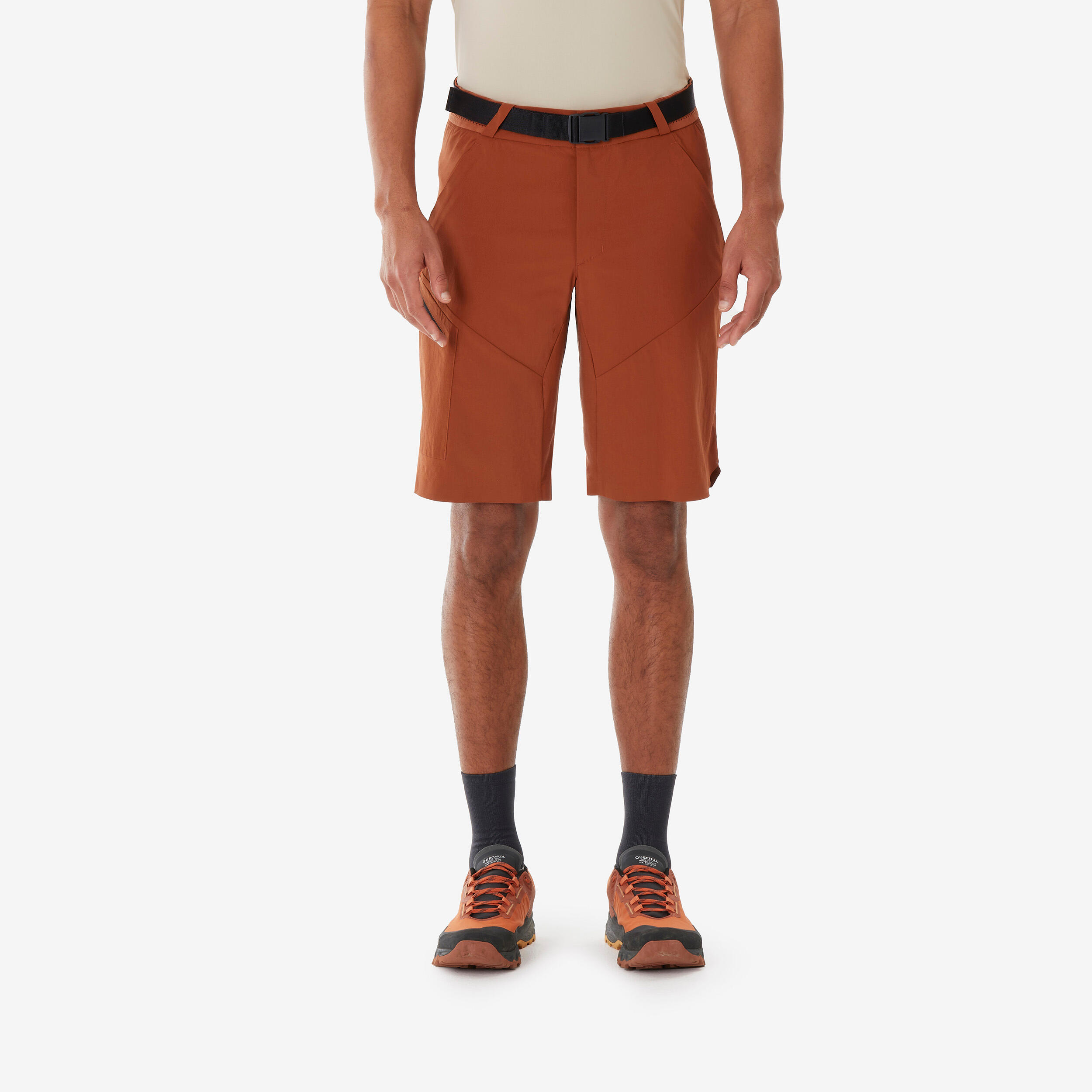 QUECHUA Pánske turistické šortky MH500 dlhé hnedé hnedá 340@S-QUECHUA